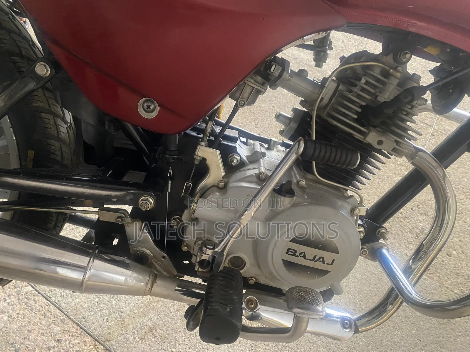 Bajaj Boxer 2025 Red
