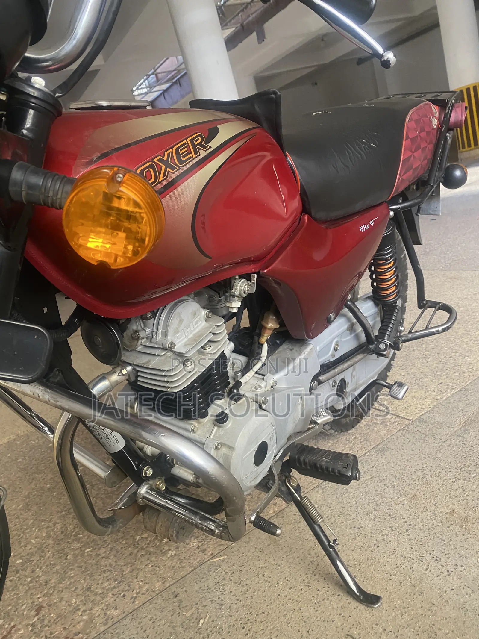 Bajaj Boxer 2025 Red