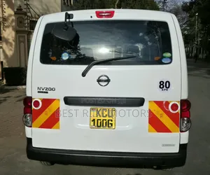 Nissan NV200 2012 White