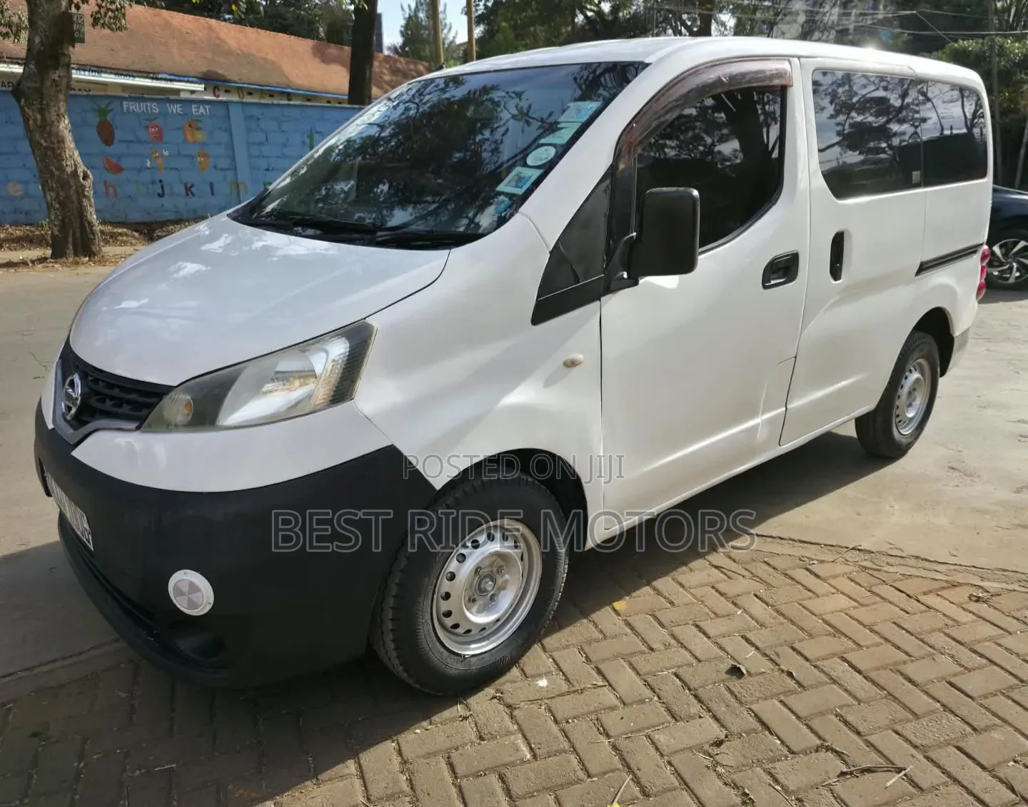 Nissan NV200 2012 White