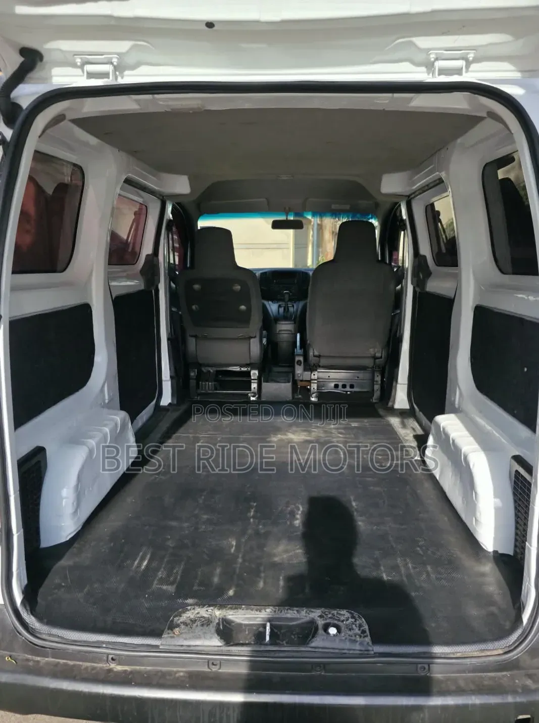 Nissan NV200 2012 White