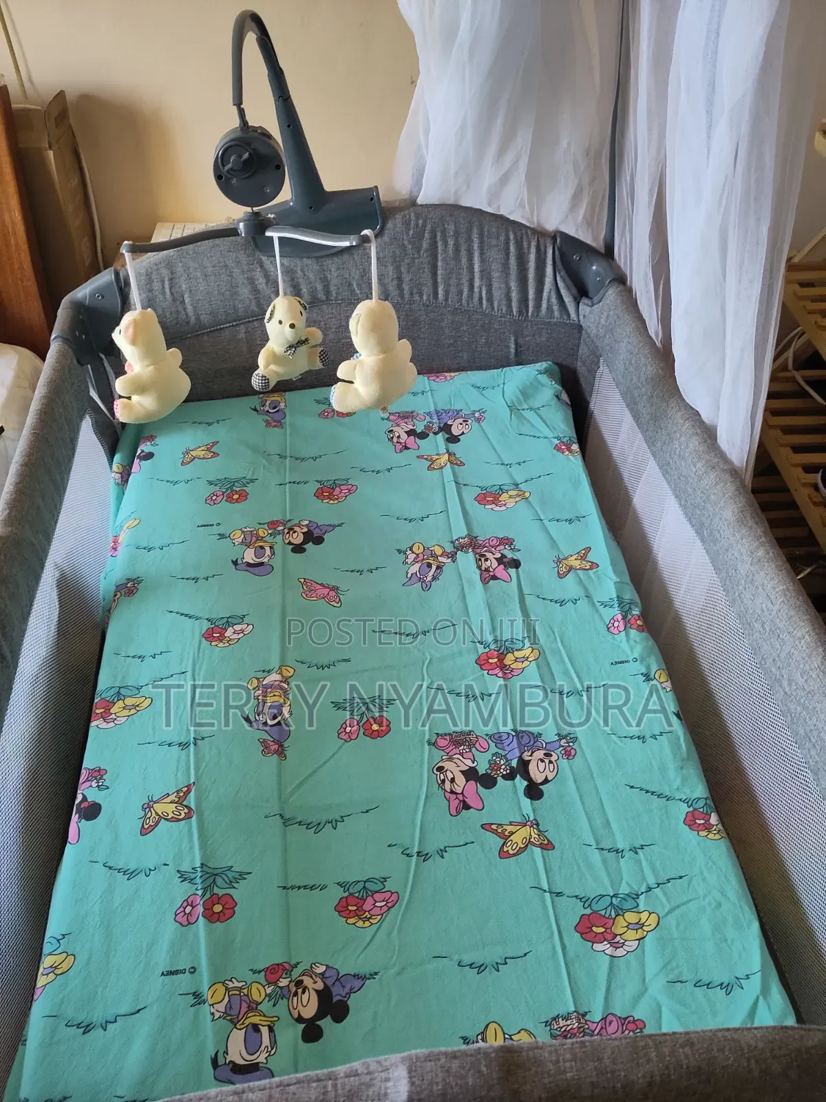 Baby Cot With Matress ,Mosquito Net,changing Station
