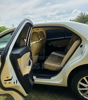 Toyota Premio 2016 White