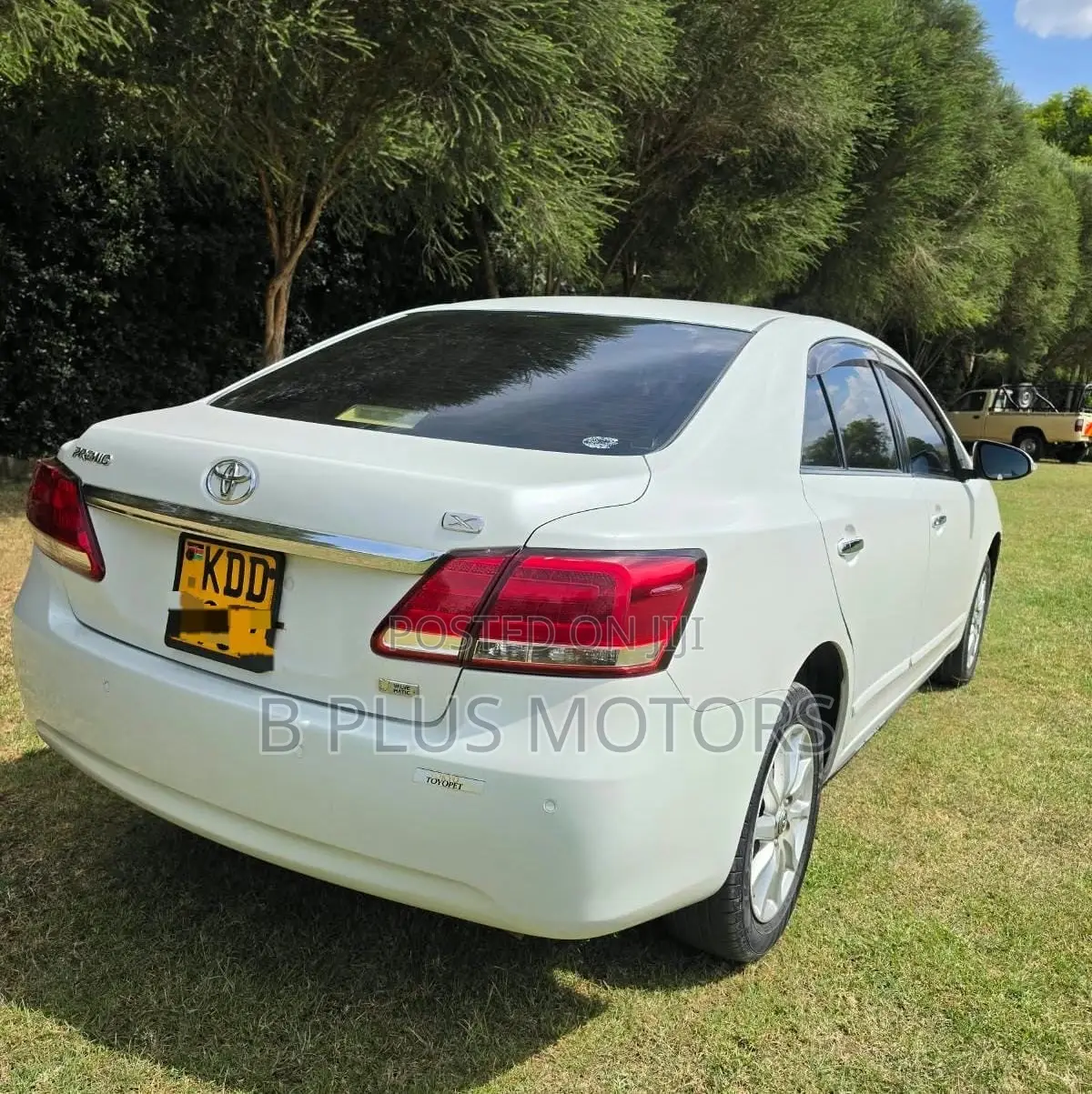 Toyota Premio 2016 White