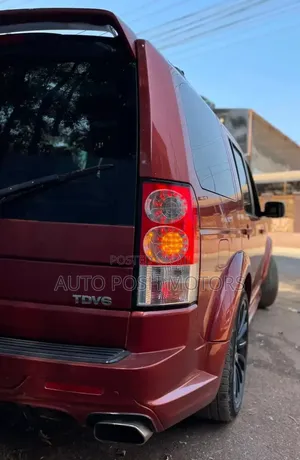 Land Rover Discovery 2010 Red