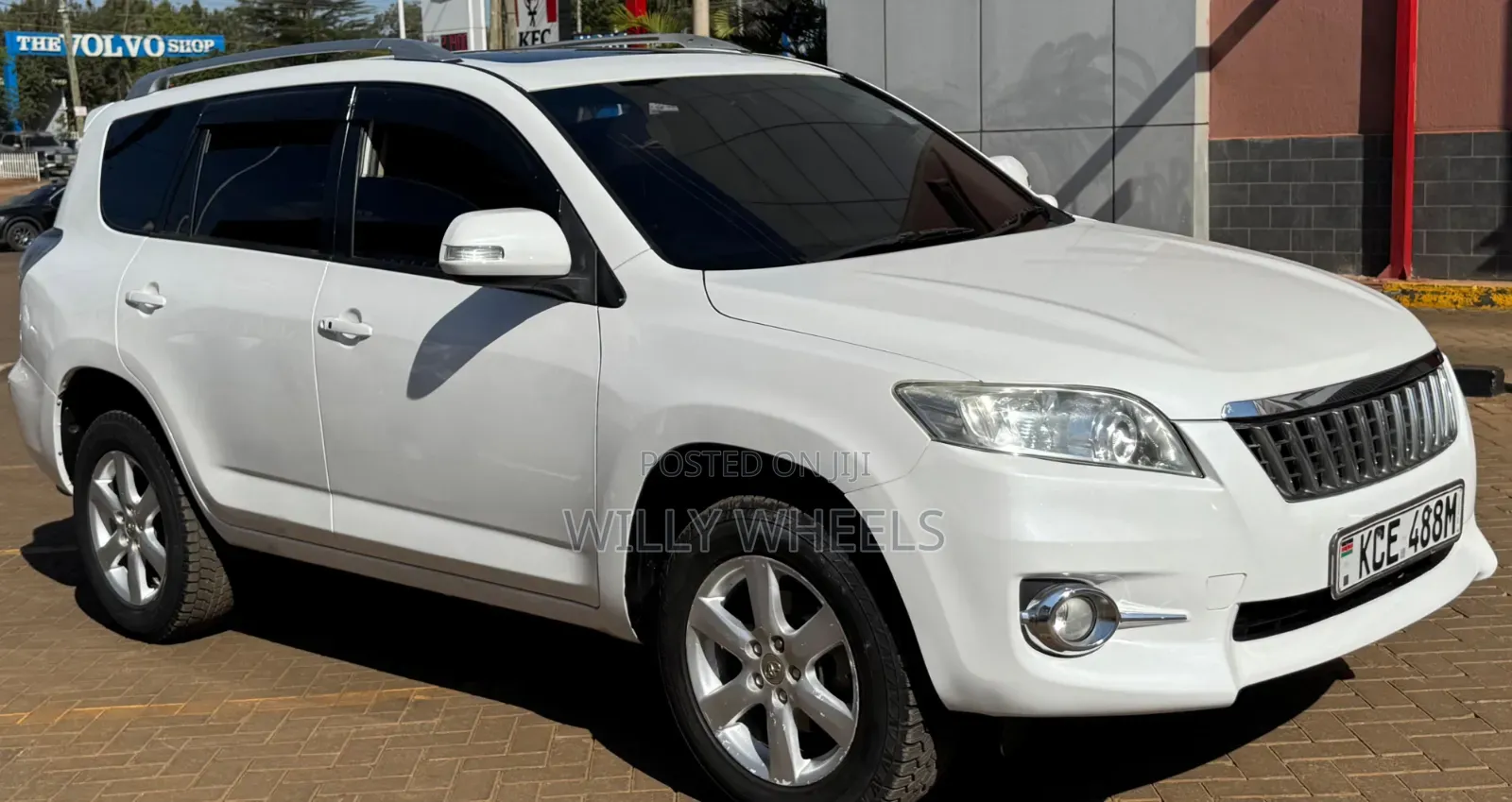Toyota Vanguard 2008 White