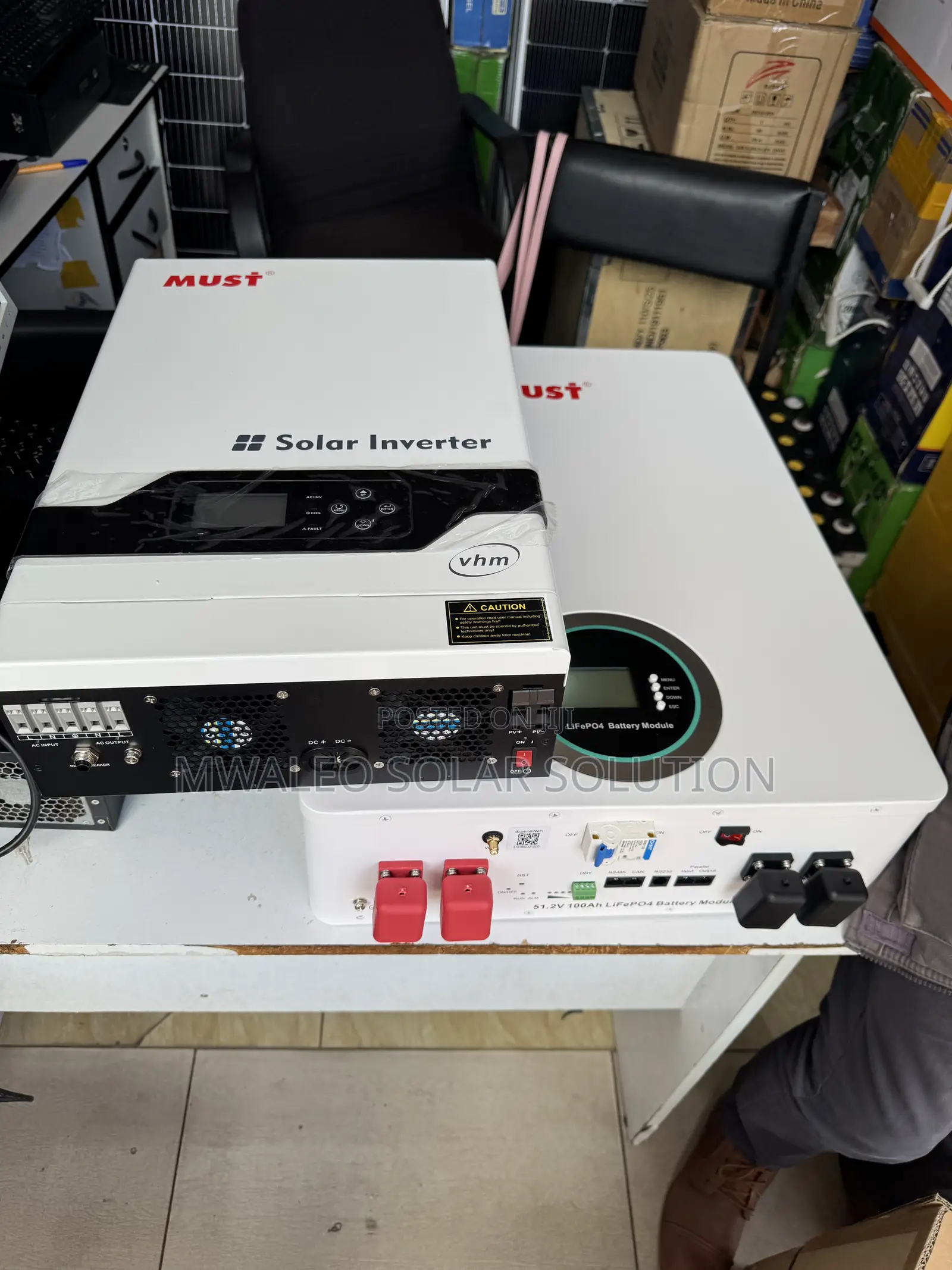 5.5kw Must Inverter 5.12kwh Must Lithium Battery