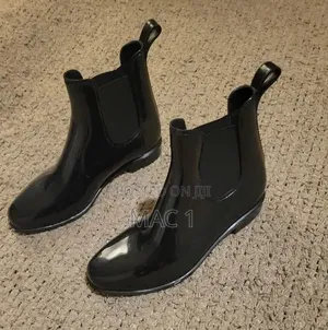 Ladies Waterproof Chelsea Gumboots – Black