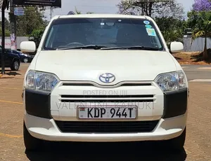Toyota Succeed 2017 Pearl