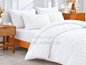 4pc Luxury Tufted Duvet Cover Set | 6x6 6x7 | Microfibre