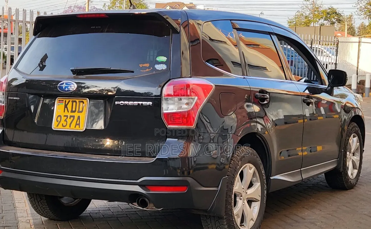 Subaru Forester 2014 Gray