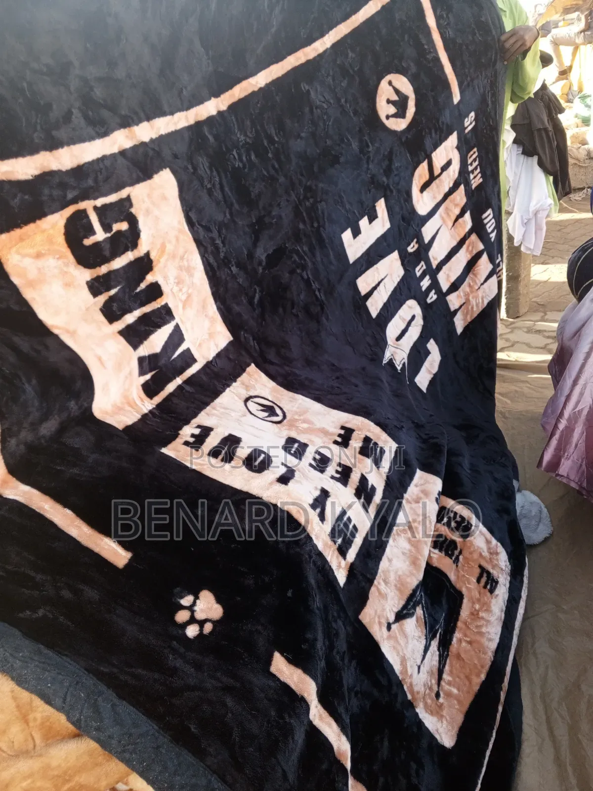 Mtumba Blankets of Different Sizes and Qualities at Different Prices