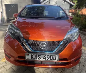 Nissan Note 2018 Red