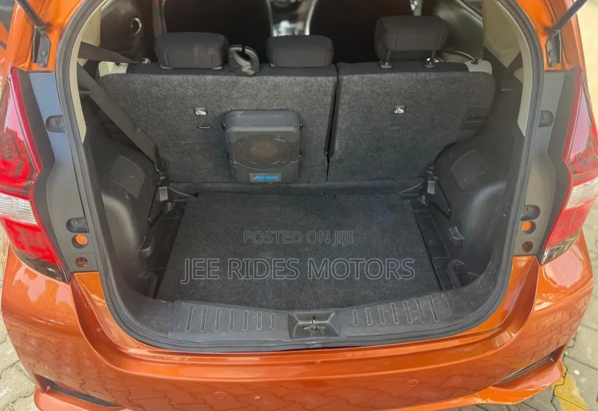 Nissan Note 2018 Red