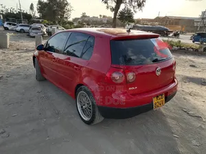 Volkswagen Golf 2009 Red