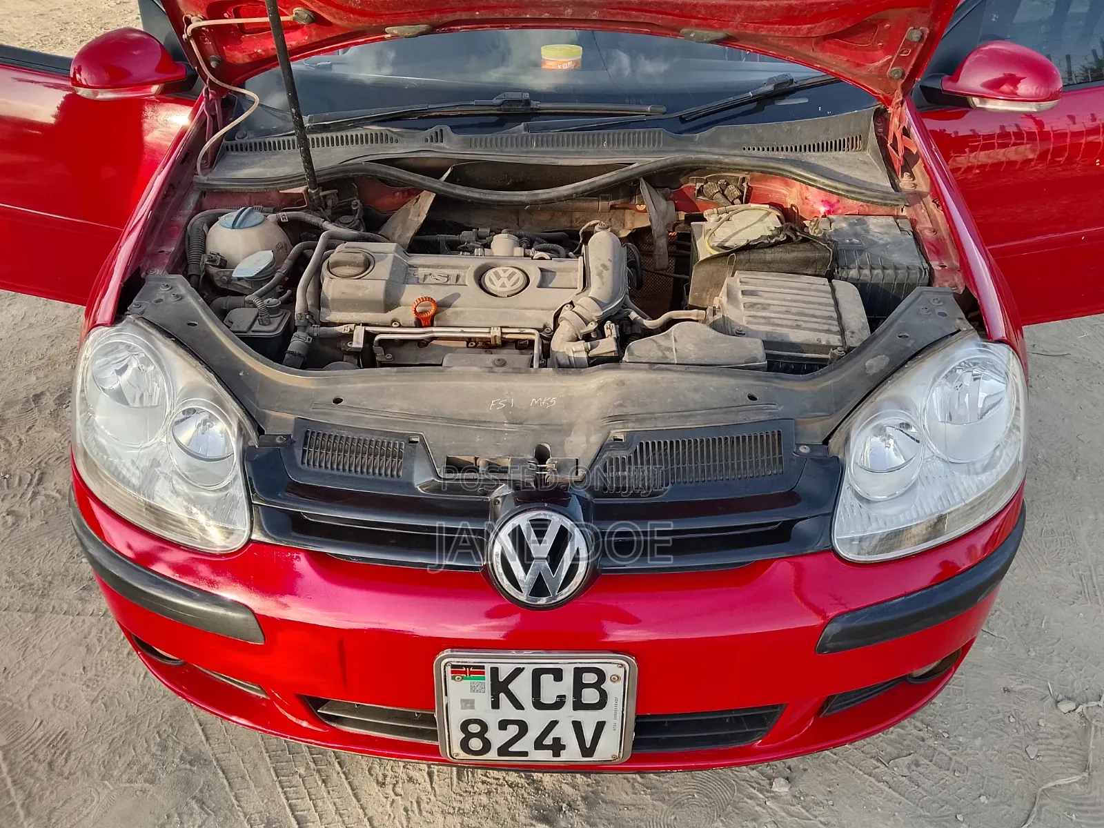 Volkswagen Golf 2009 Red