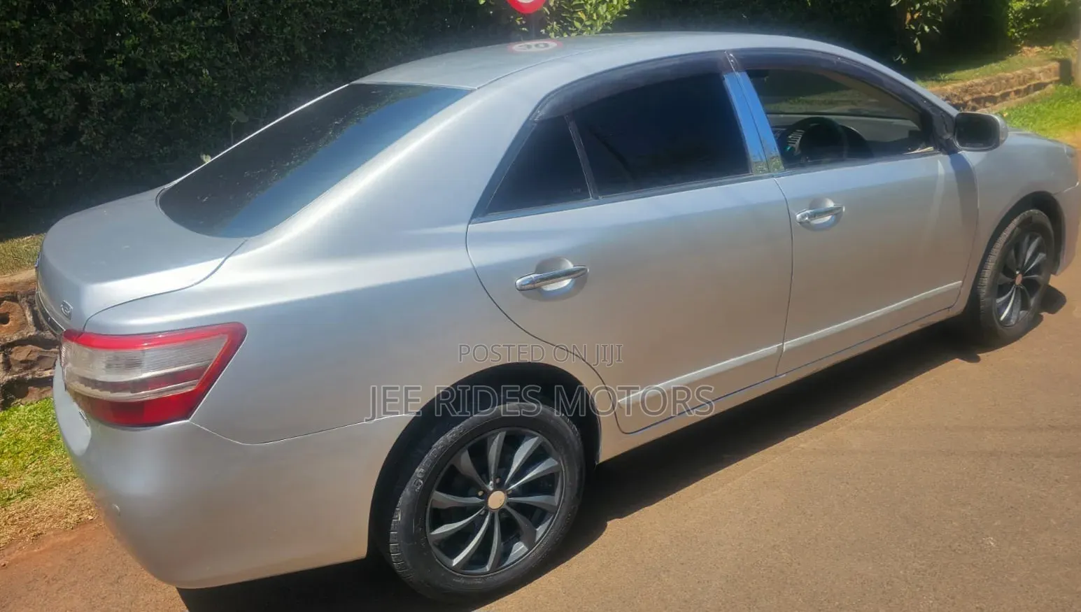 Toyota Premio 2010 Silver