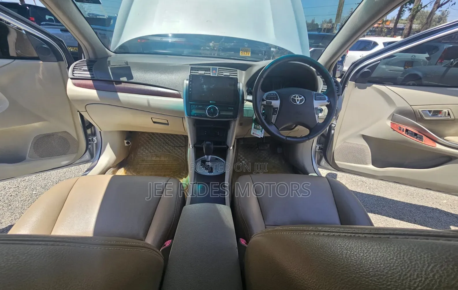 Toyota Premio 2010 Silver