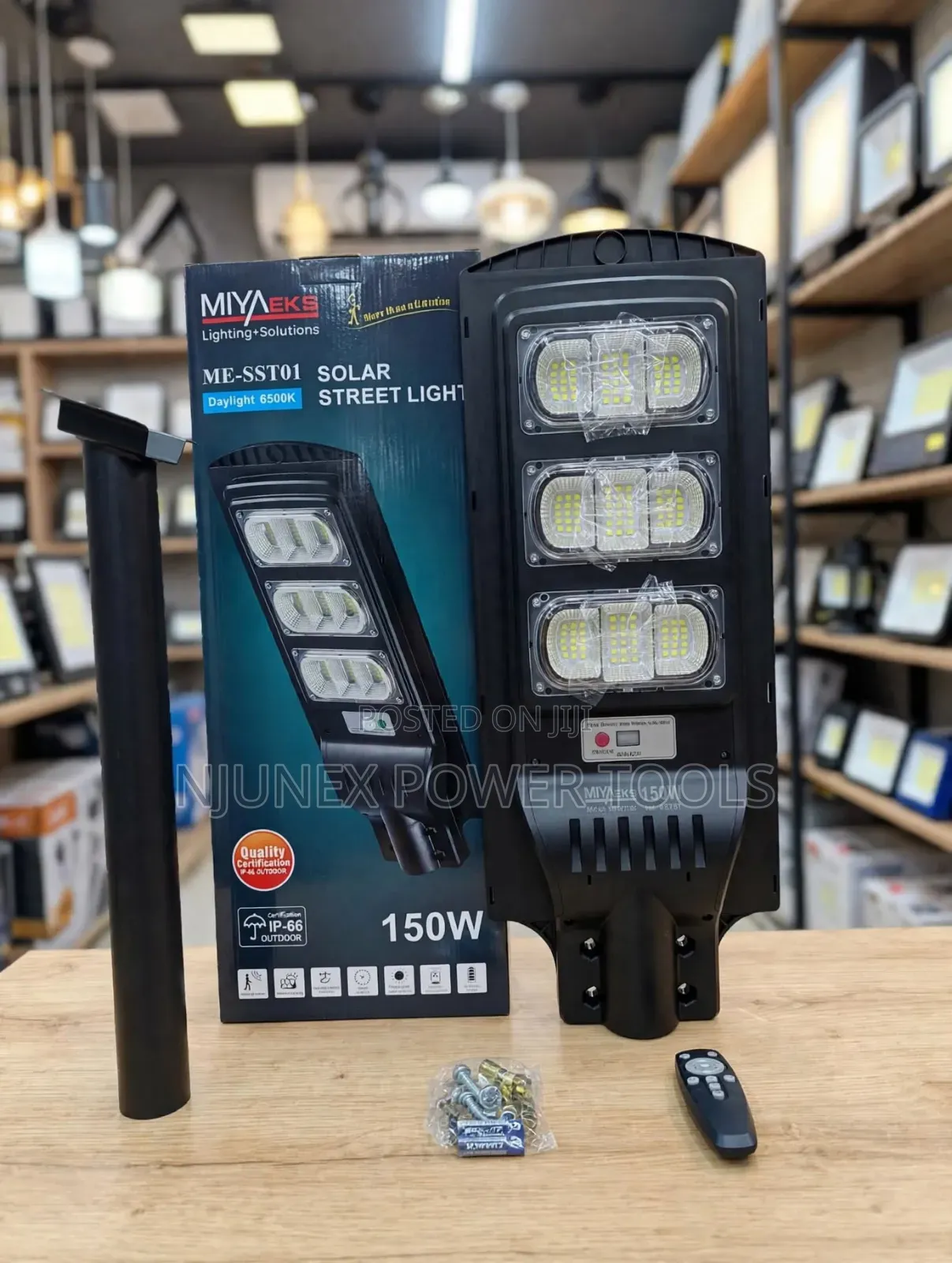 MIYAEKS 150W Solar Street Light Featuring Three Bright LED Modules