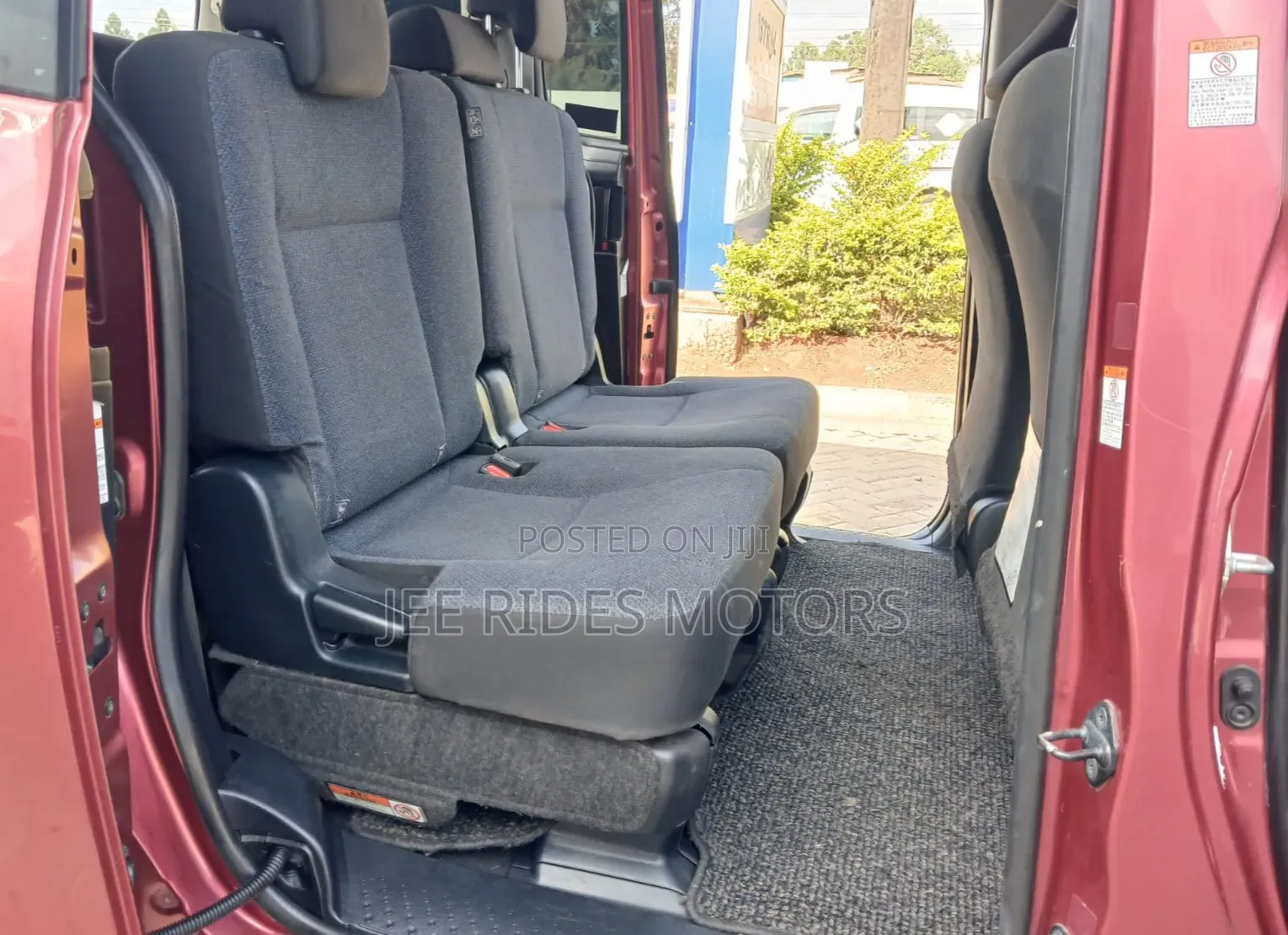 Toyota Sienta 2017 Brown