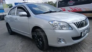 Toyota Premio 2010 Silver