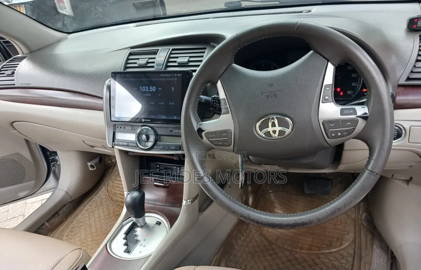 Toyota Premio 2010 Silver