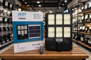 JSOT 1000W Solar Street Light (Model RL12-1000)