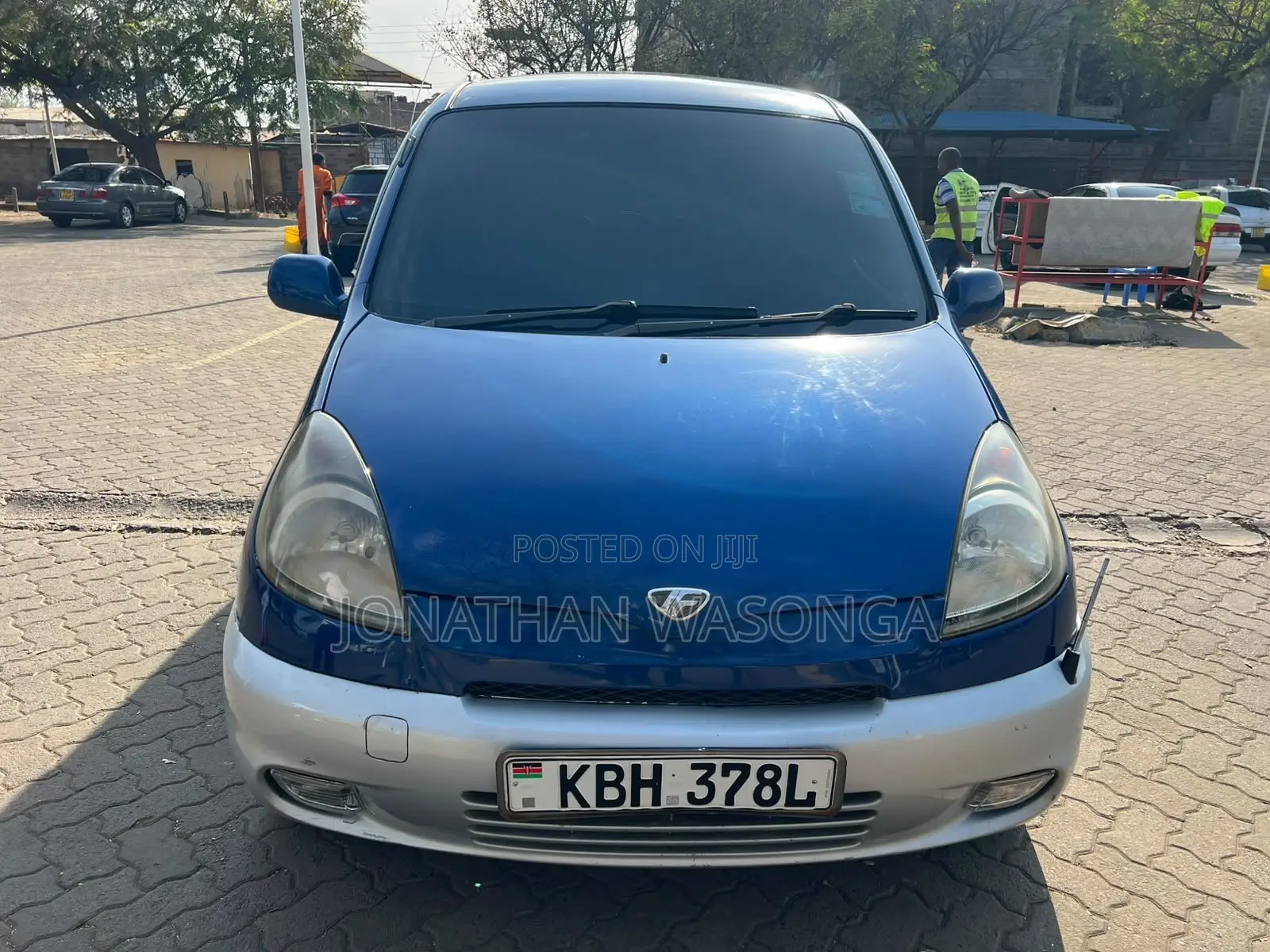 Toyota Fun Cargo 2003 Blue
