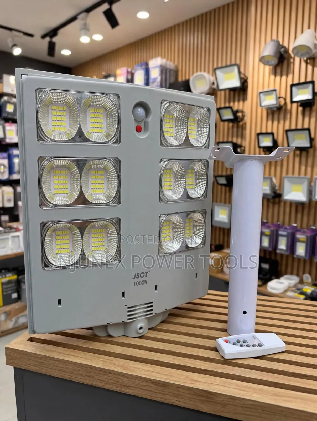 Brand/Model: JSOT 1000W Solar Street Light