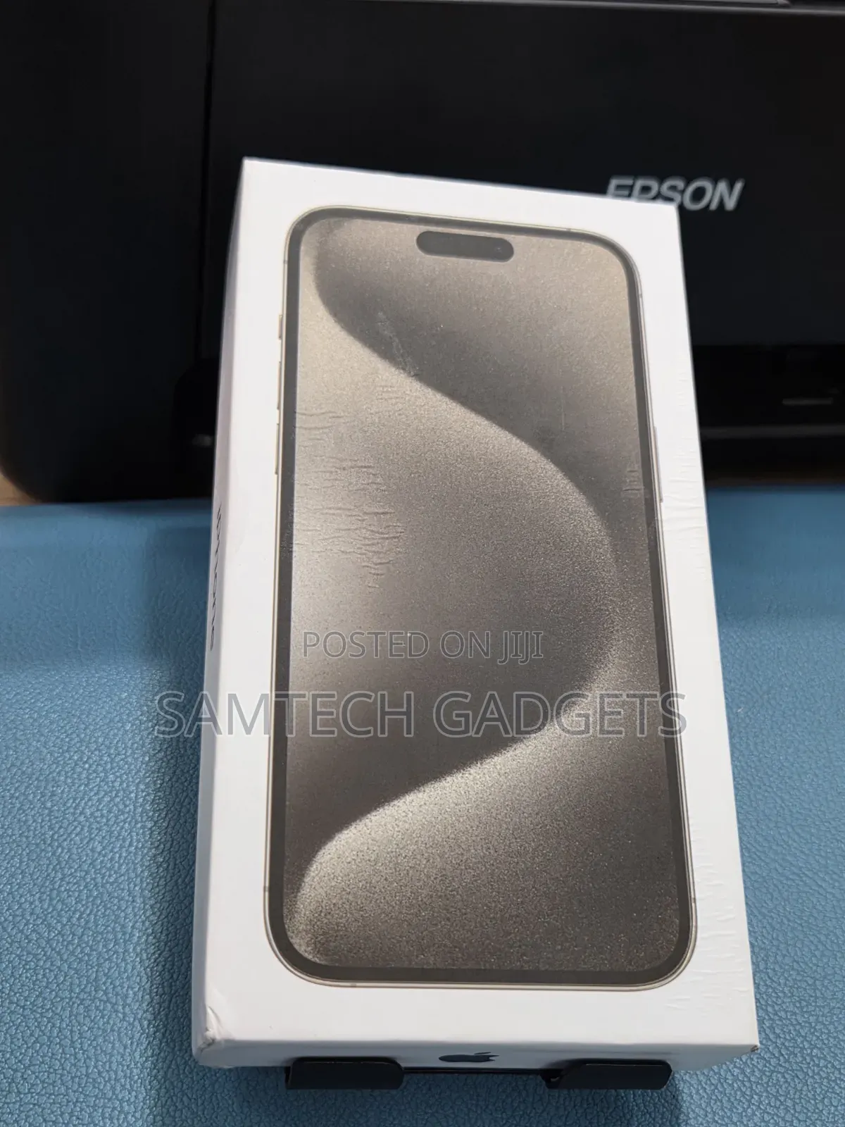 New Apple iPhone 15 Pro Max 256 GB Black
