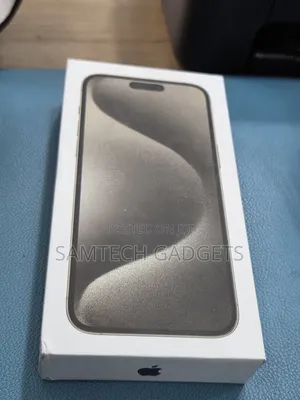 New Apple iPhone 15 Pro Max 256 GB Black