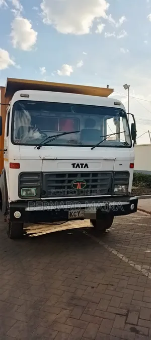 Tata Very Clean Unit 3.2m. 
Direct Transfer.