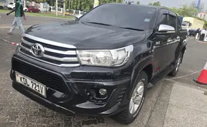 Toyota Hilux 2016 Black
