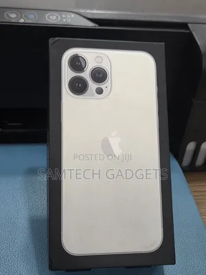 New Apple iPhone 13 Pro Max 256 GB Silver