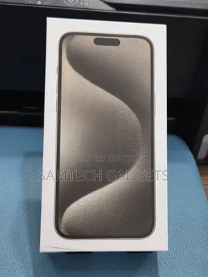 New Apple iPhone 15 Pro Max 1 TB Silver