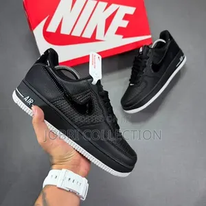 Nike AirForce 1 Low ” Woven Black “
Quality Leather Sneakers