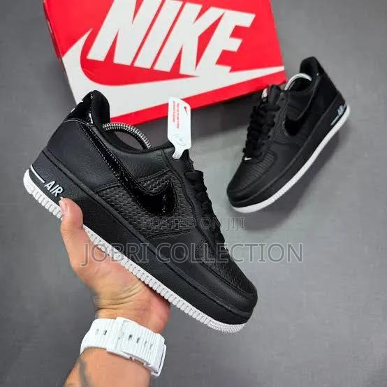Nike AirForce 1 Low ” Woven Black “
Quality Leather Sneakers - thumbnail 2