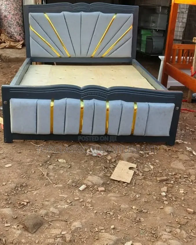 5x6 Mountain  Mocket Bed  Queen  Gray  Fabric