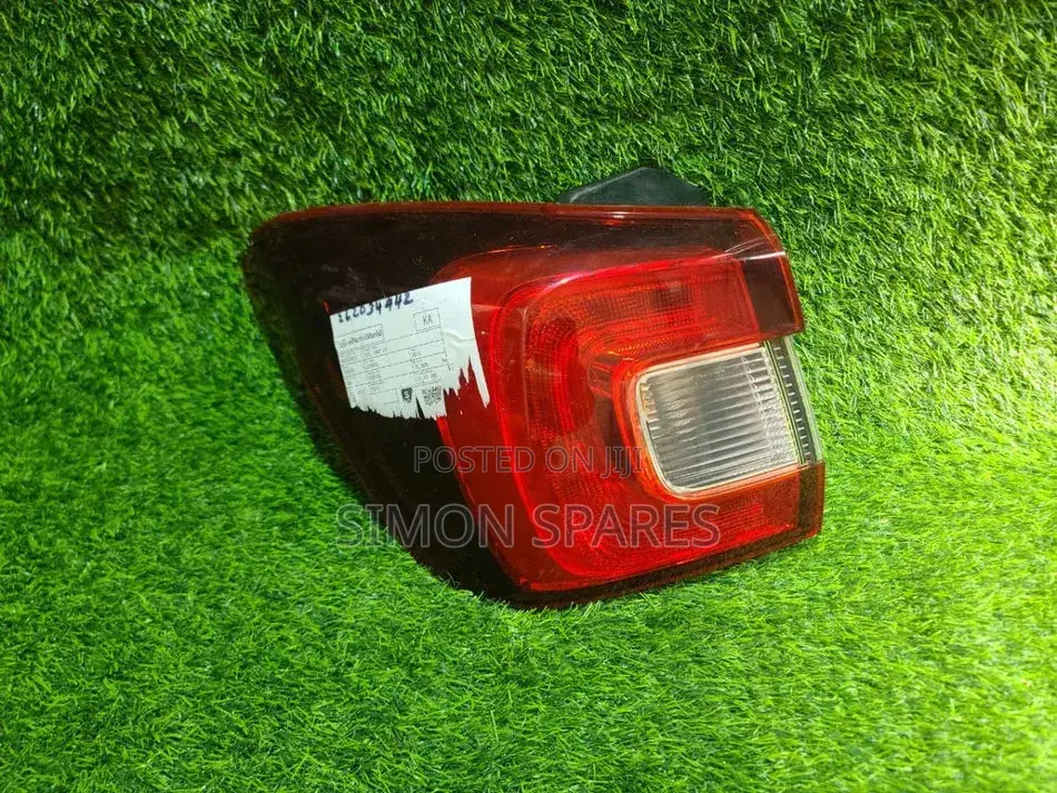 Tail Light Lh Subaru Levorg Vm4 2015