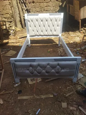 Bed 4feet by 6 Feet