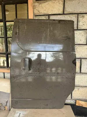Sliding Door Nv200