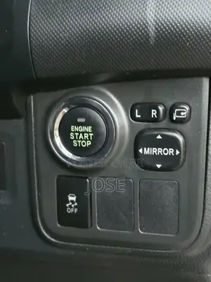 Toyota Wish 2013 Pearl