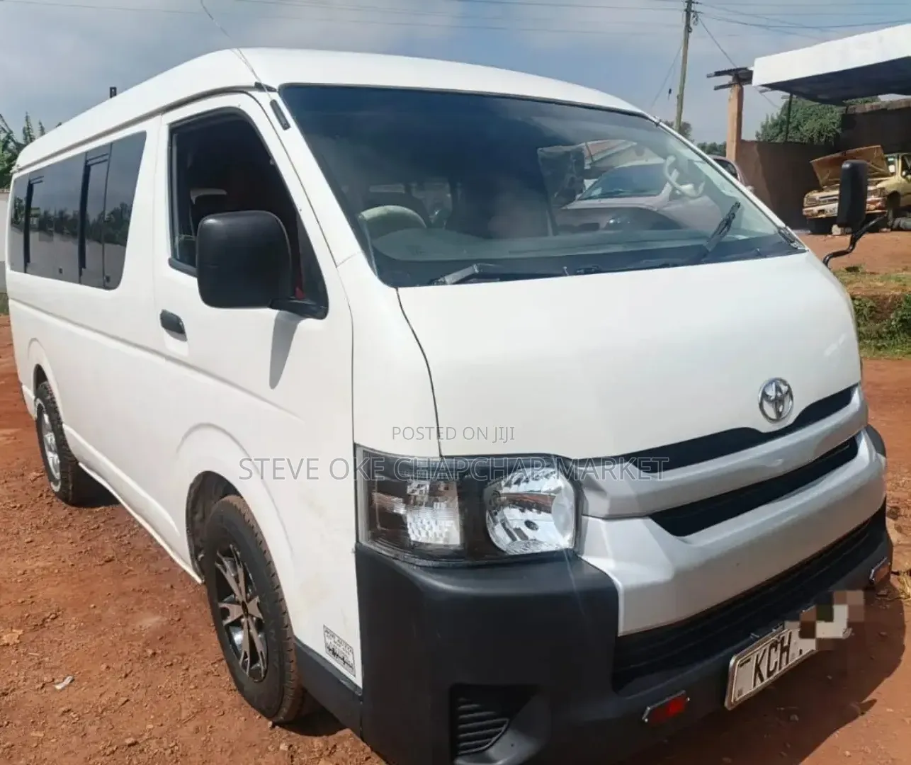 Toyota HiAce 2010 White