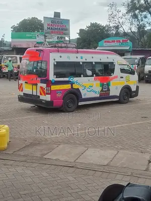 Toyota HiAce 2018 White