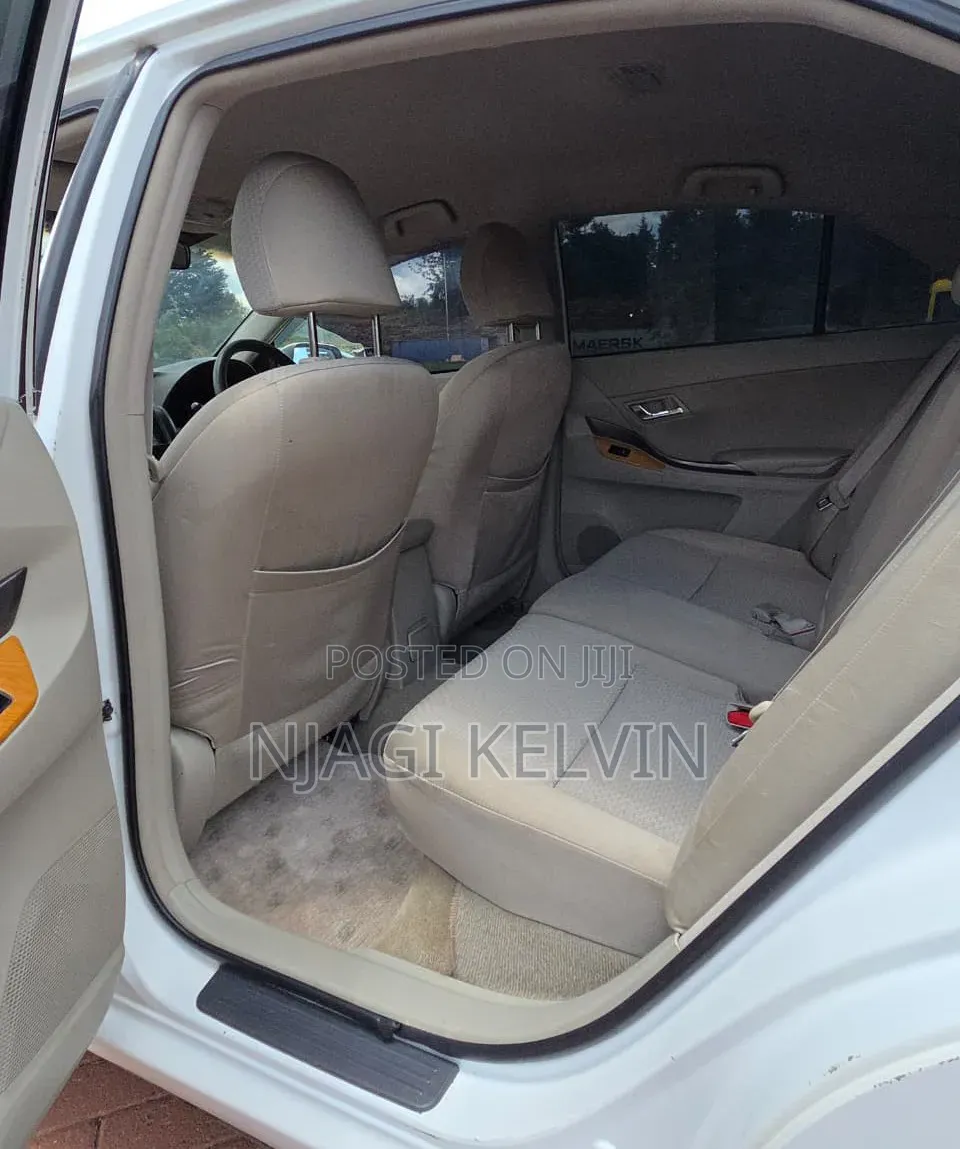 Toyota Premio 2009 White