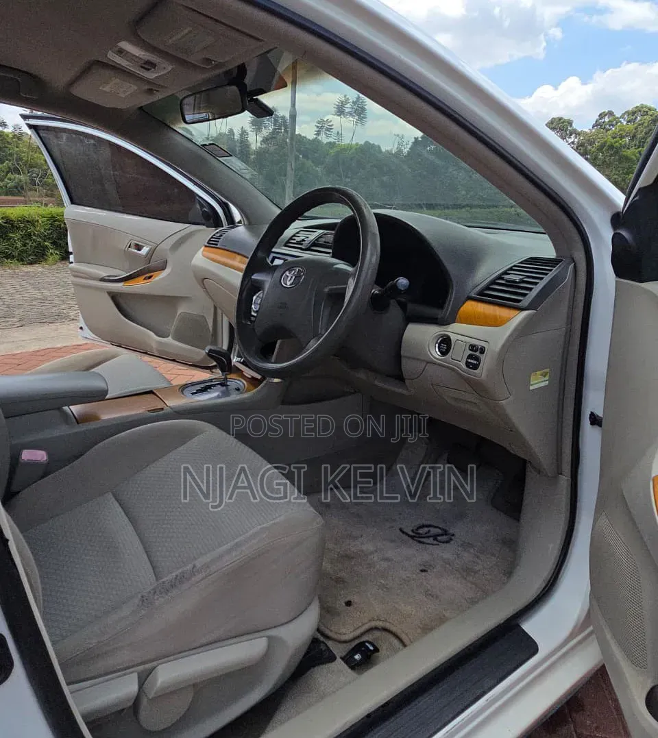 Toyota Premio 2009 White