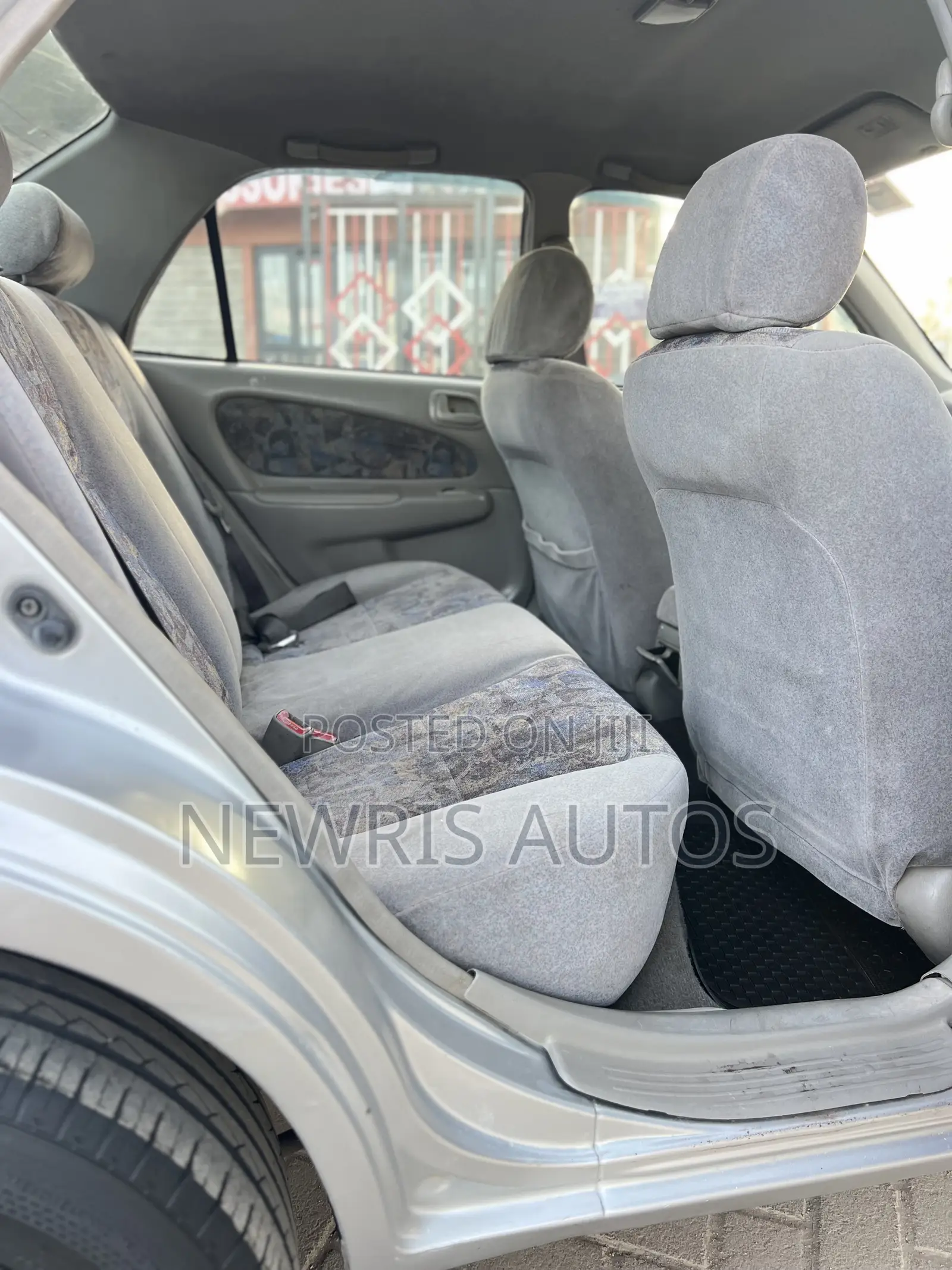 Toyota Corolla 2000 Silver