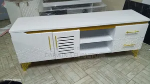 TV Stand 5.5"