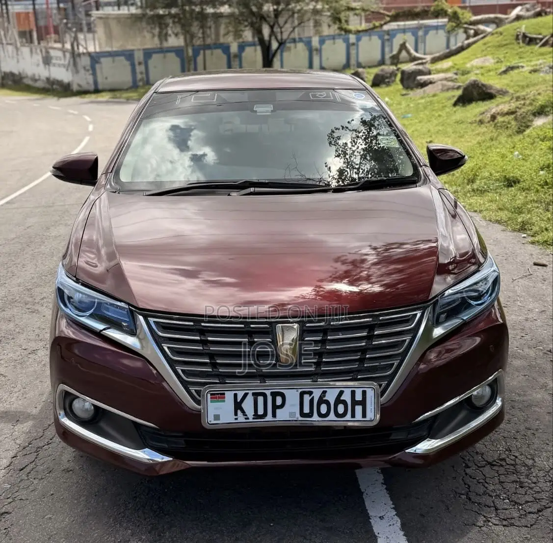 Toyota Premio 2017 Maroon