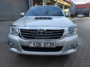 Toyota Hilux 3.0 D-4D 4x4 2013
